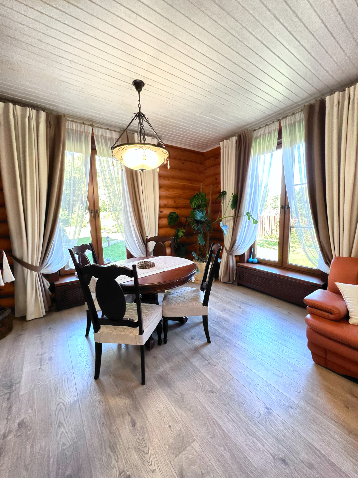 Дом из оцилидрованного бруса в Подмосковье