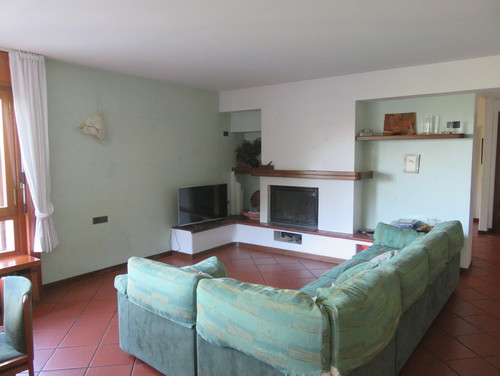 Pavimento sala in cotto, quale colore alle pareti? Colori pareti sala da pranzo