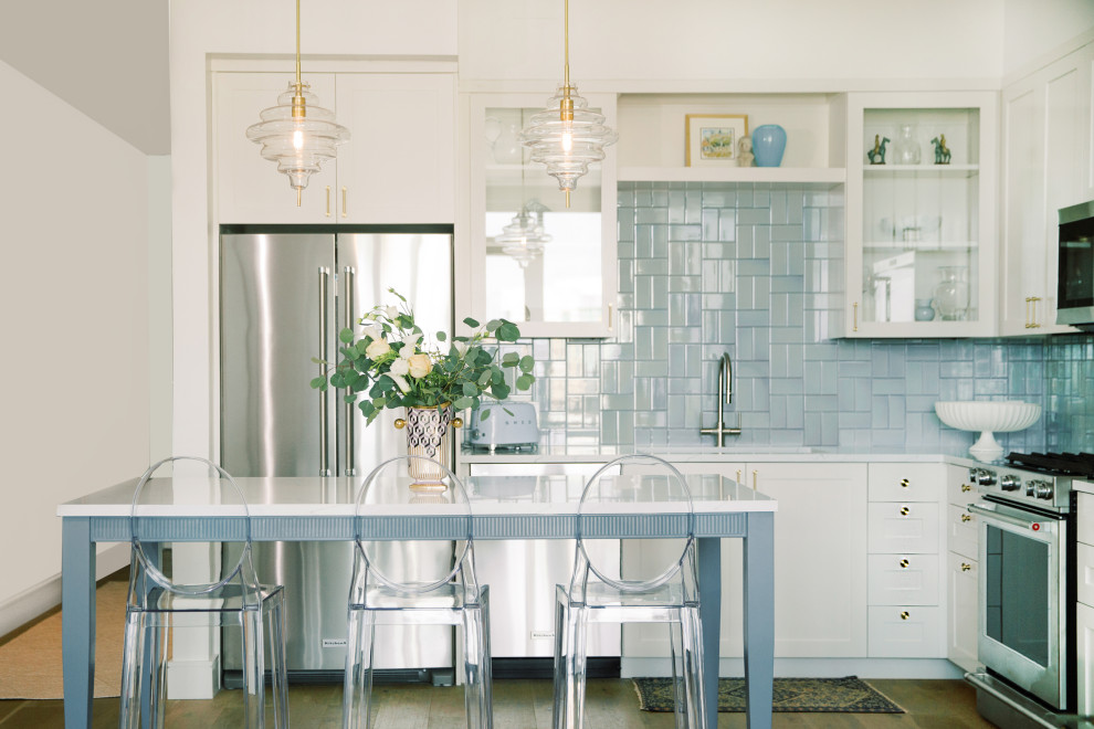 Inspiration for a transitional kitchen remodel in Austin