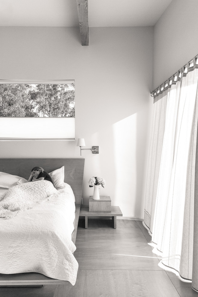 Contemporary bedroom in San Luis Obispo.