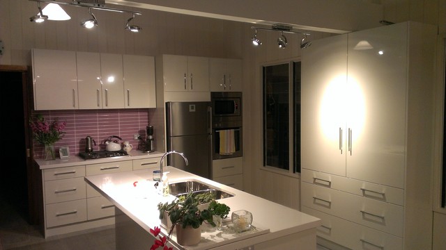 Stone top kitchens contemporary-koek