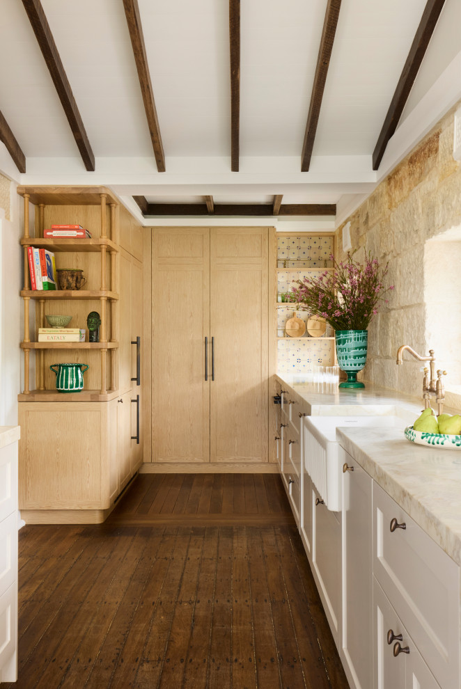 Burrawong - Beach Style - Kitchen - Sydney - by Studio aem | Houzz AU
