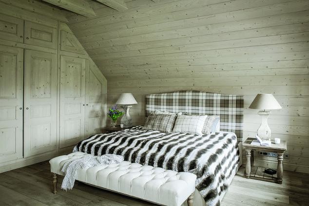 Country Home farmhouse-bedroom