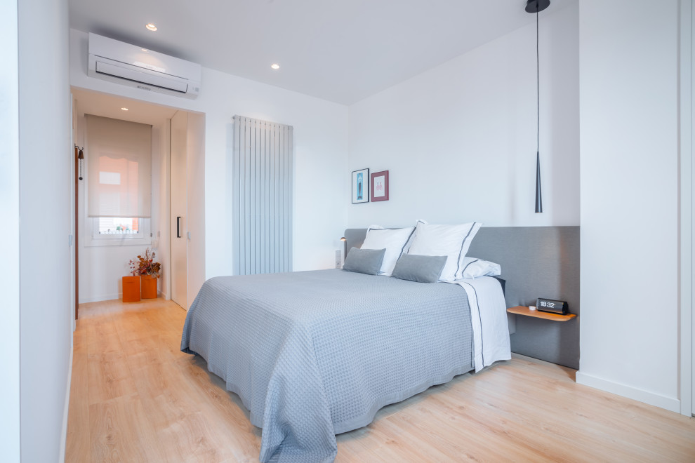 Design ideas for an industrial bedroom in Barcelona.