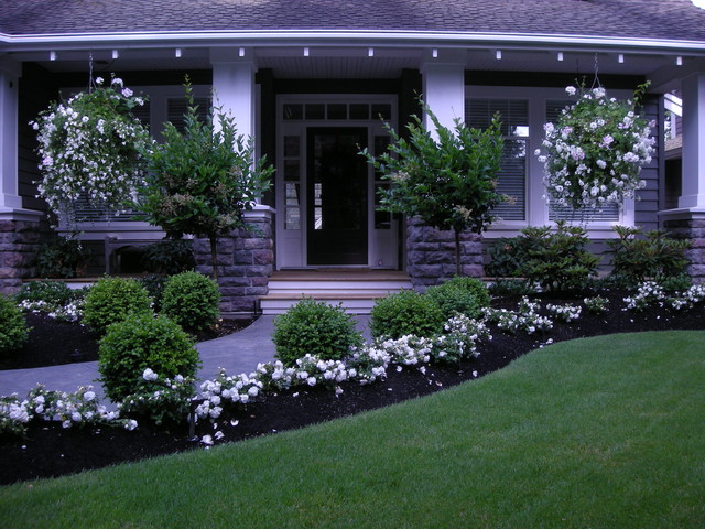 Front Yard Landscaping Make Over 1  Traditional  Landscape  Vancouver  by Fabulous Flower Beds