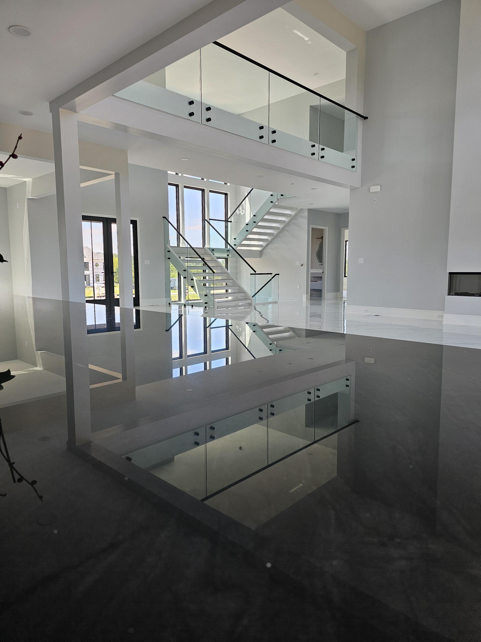 125_Modern Open Rise Stair with Glass Balustrade, Aldie, VA 20105