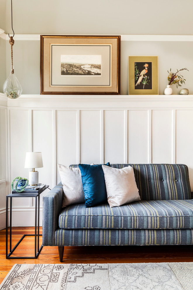 Transitional living room photo in San Francisco