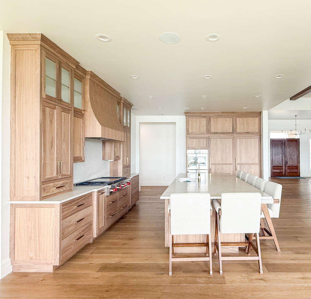 Kitchen - transitional kitchen idea