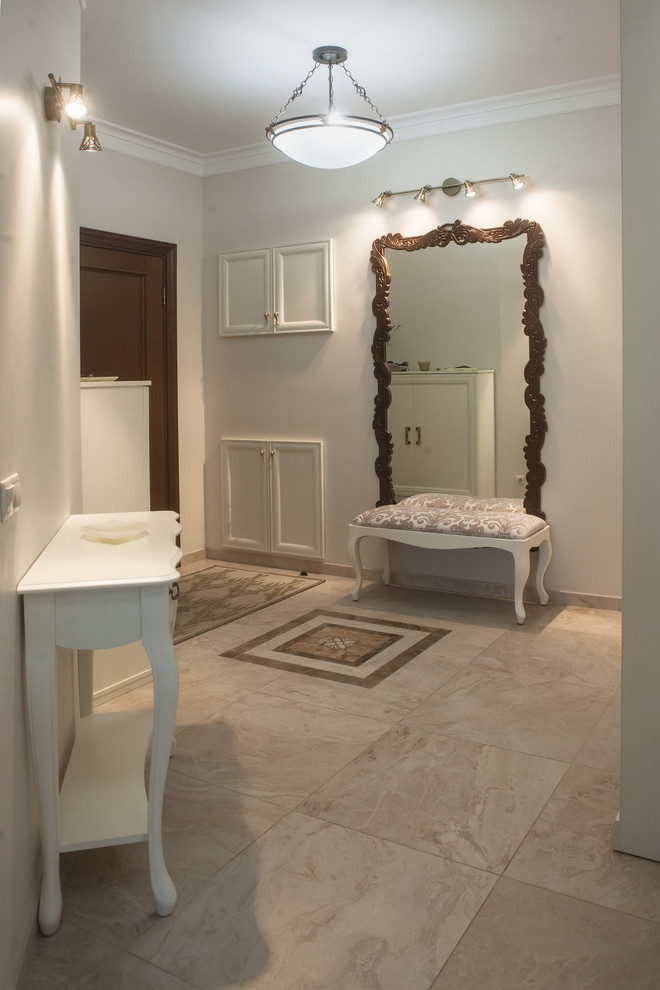 В монохромных тонах