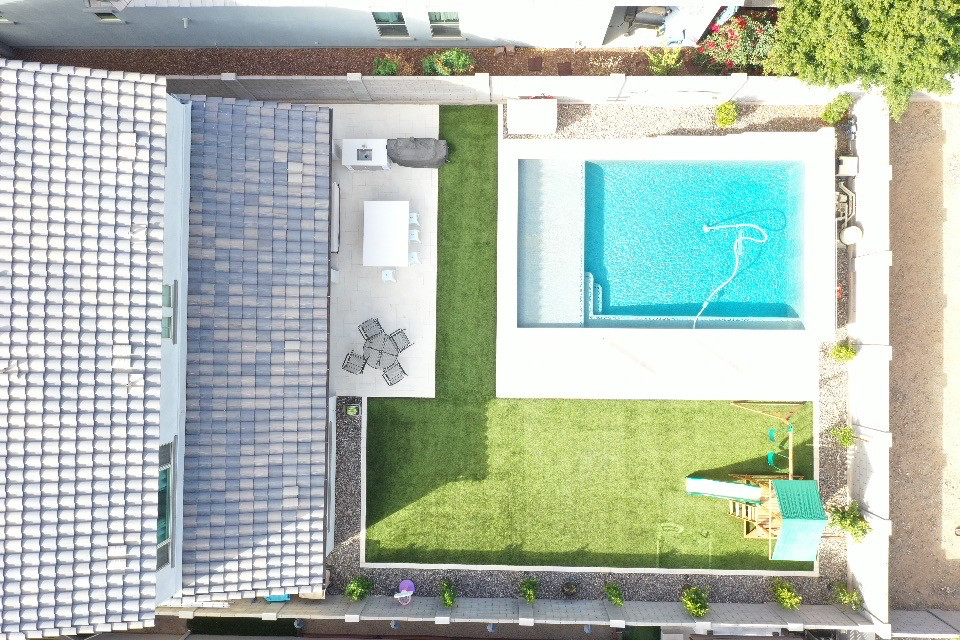 AZ pool