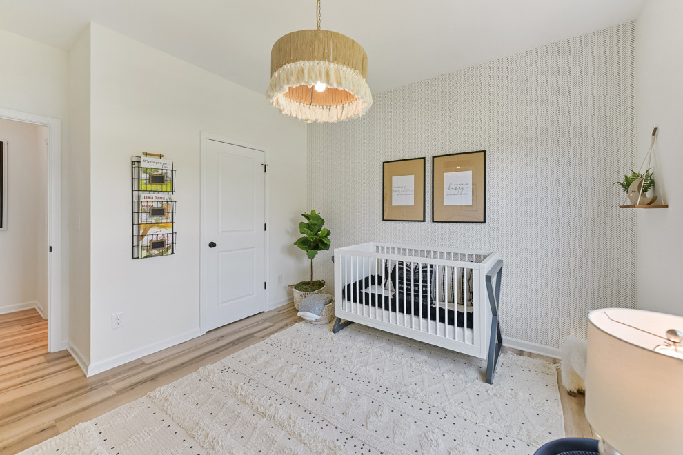 Example of a transitional home design design in Charlotte
