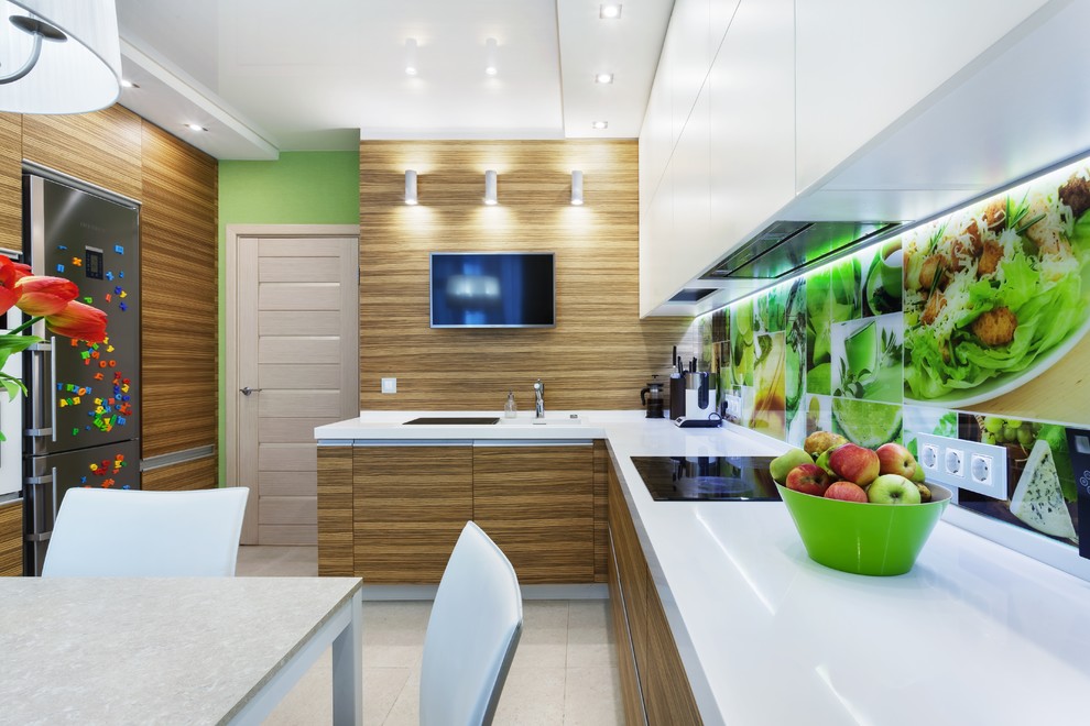 This is an example of a contemporary kitchen in Yekaterinburg.