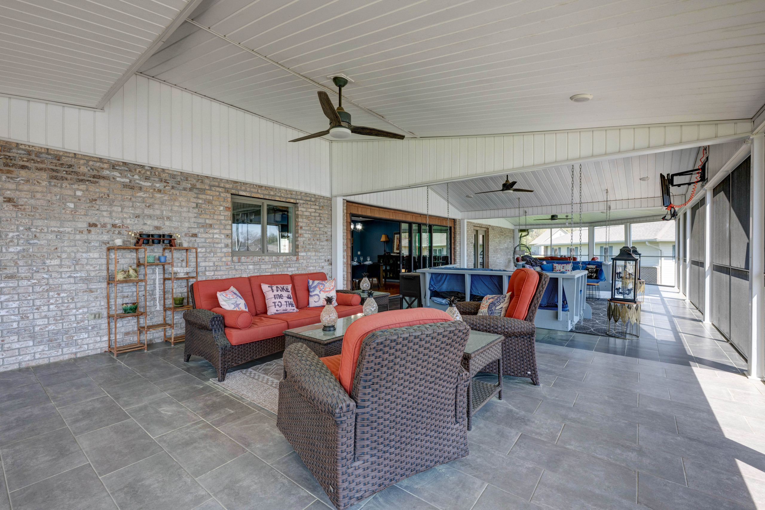 1246 ARROWHEAD DRIVE
