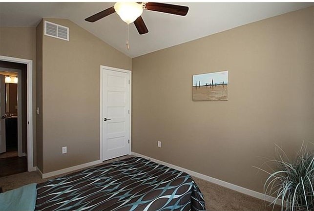 Home design - transitional home design idea in Cedar Rapids