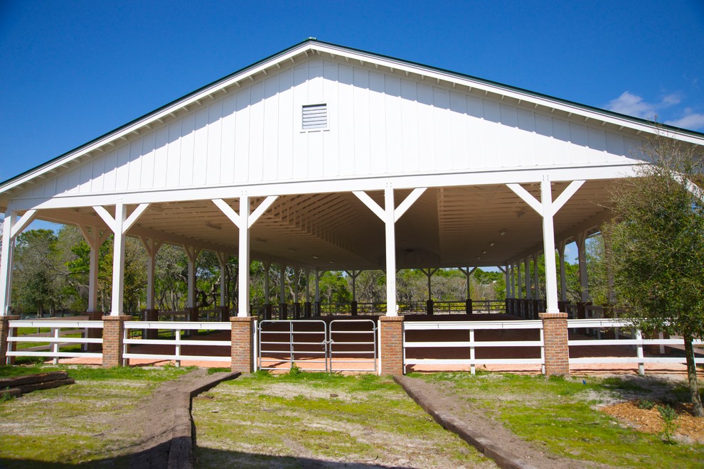 Barn Pavillion Farmhouse Tampa by Brandon Construction Company