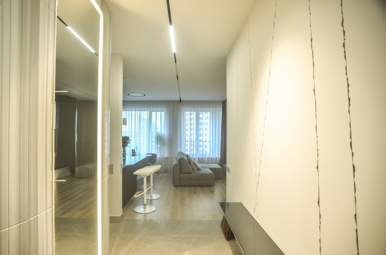 Квартира 110 кв. м - Монохром