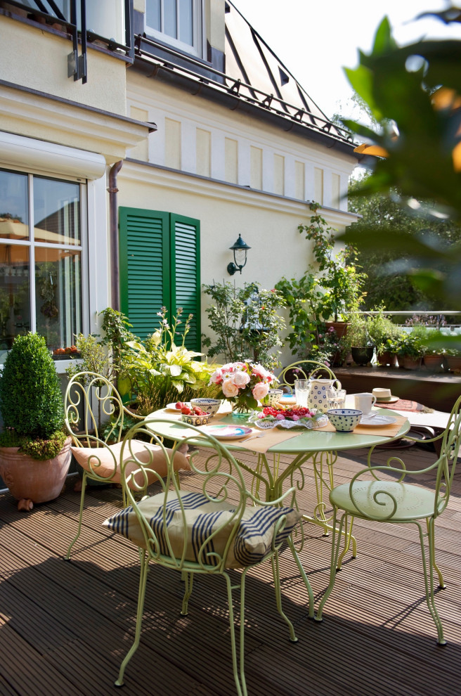 Example of a trendy deck design in Munich