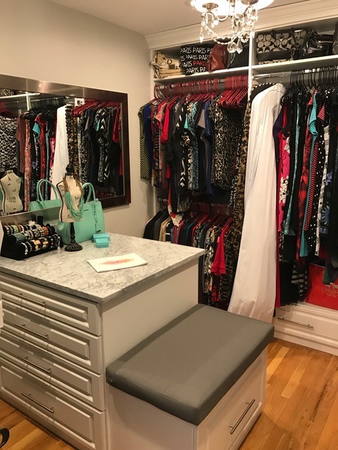 Master Suite Closet & Bathroom