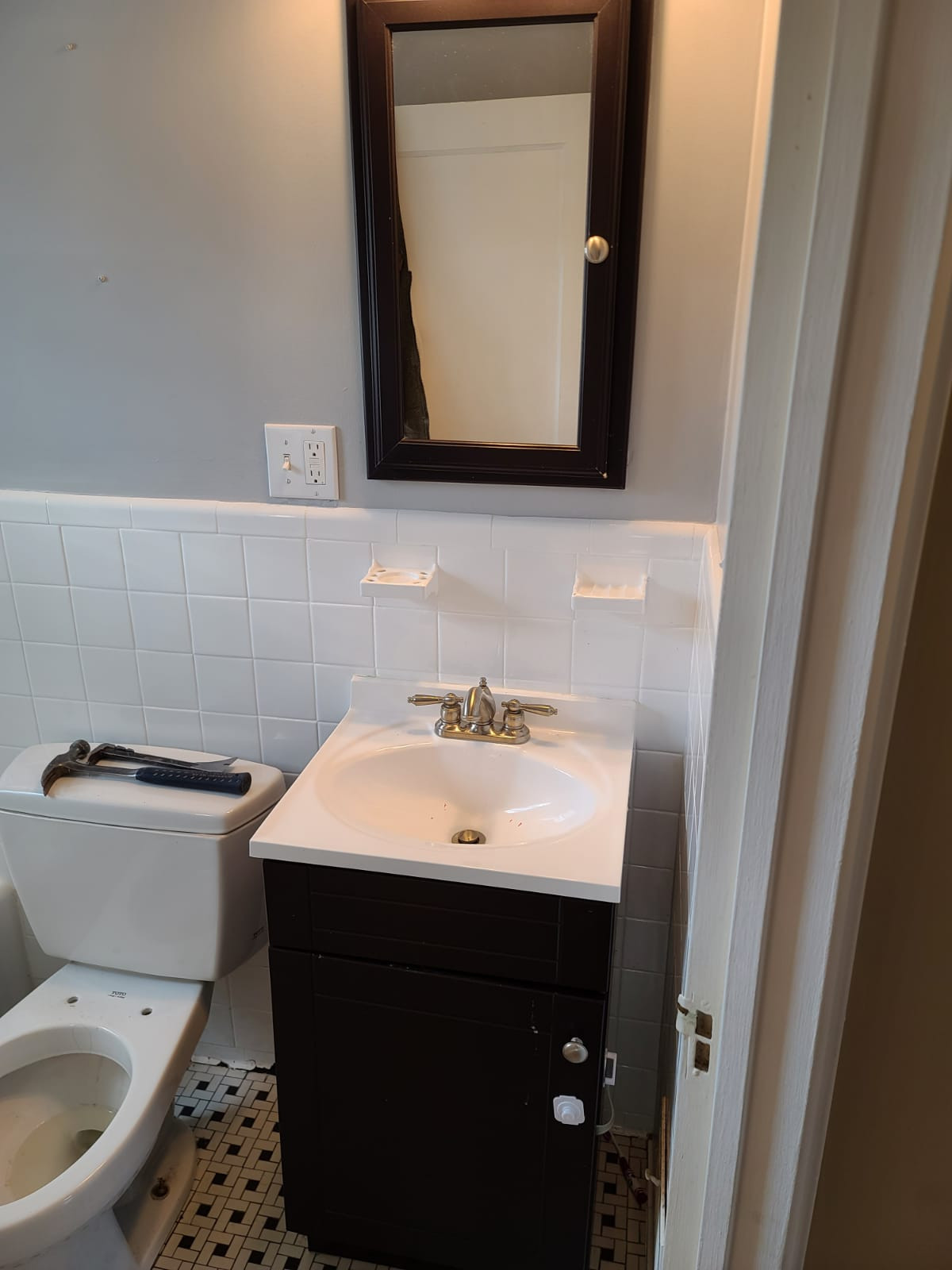 bedroom, Bathroom and basement remodeling