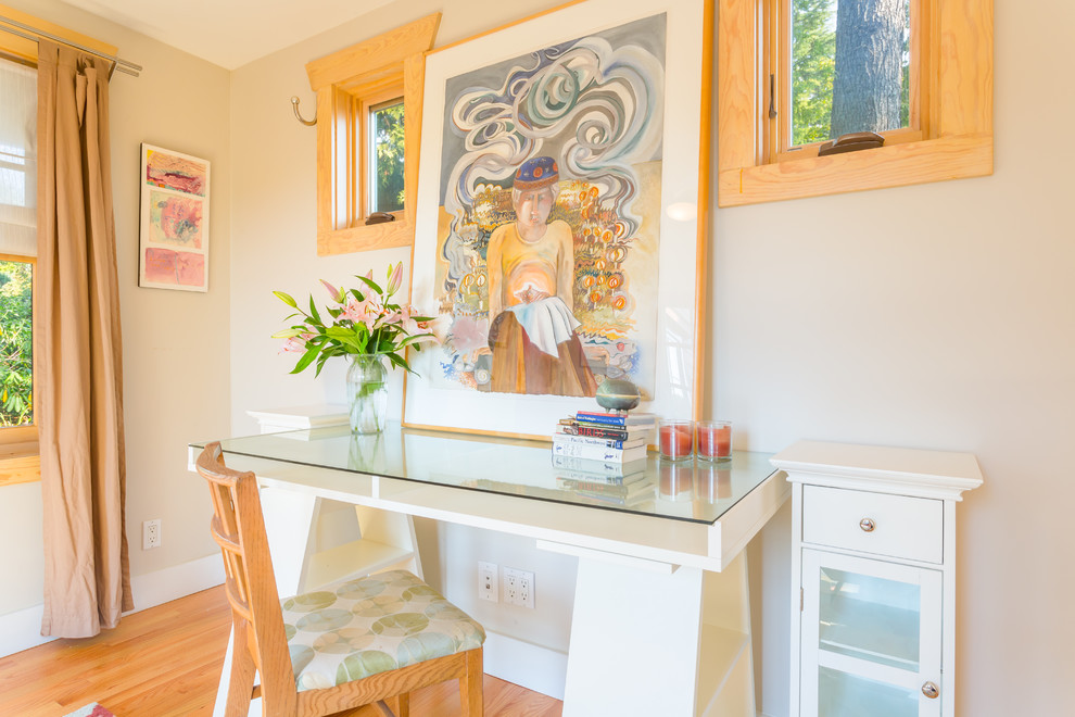 Inspiration for a beach style home office in Seattle.