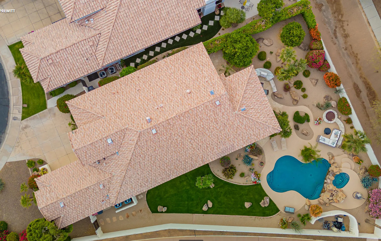 Neiman's Residence