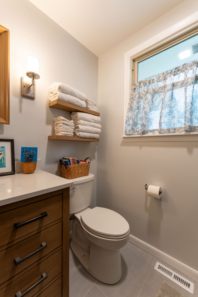 Charming Indian Lake Bathroom