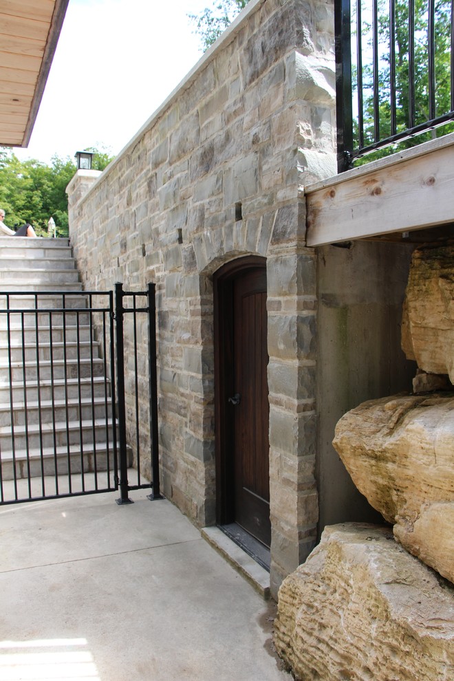 Example of a transitional pool design in Toronto