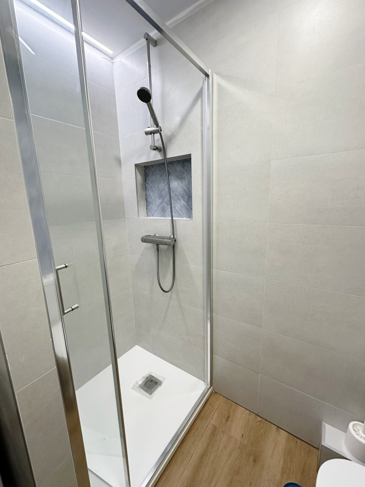 Paraíso Marítimo: Diseño de interior de una apartamento Frente al Mar