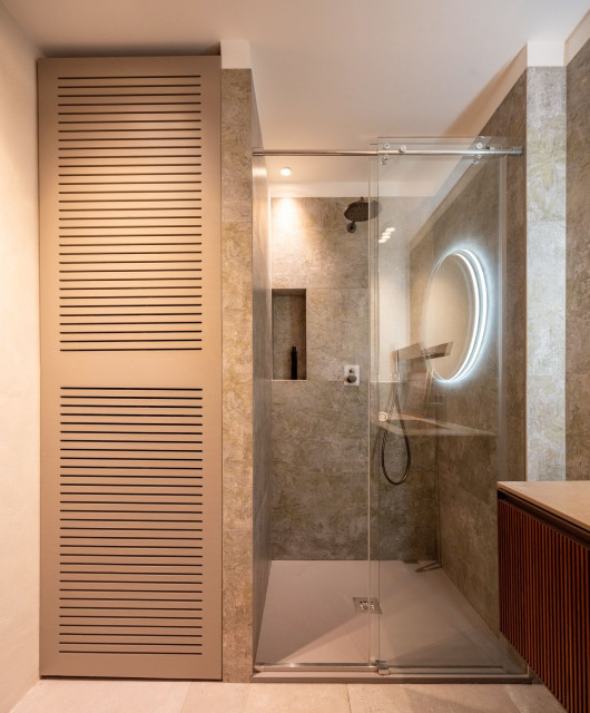 CASA POMBA traditional-bathroom