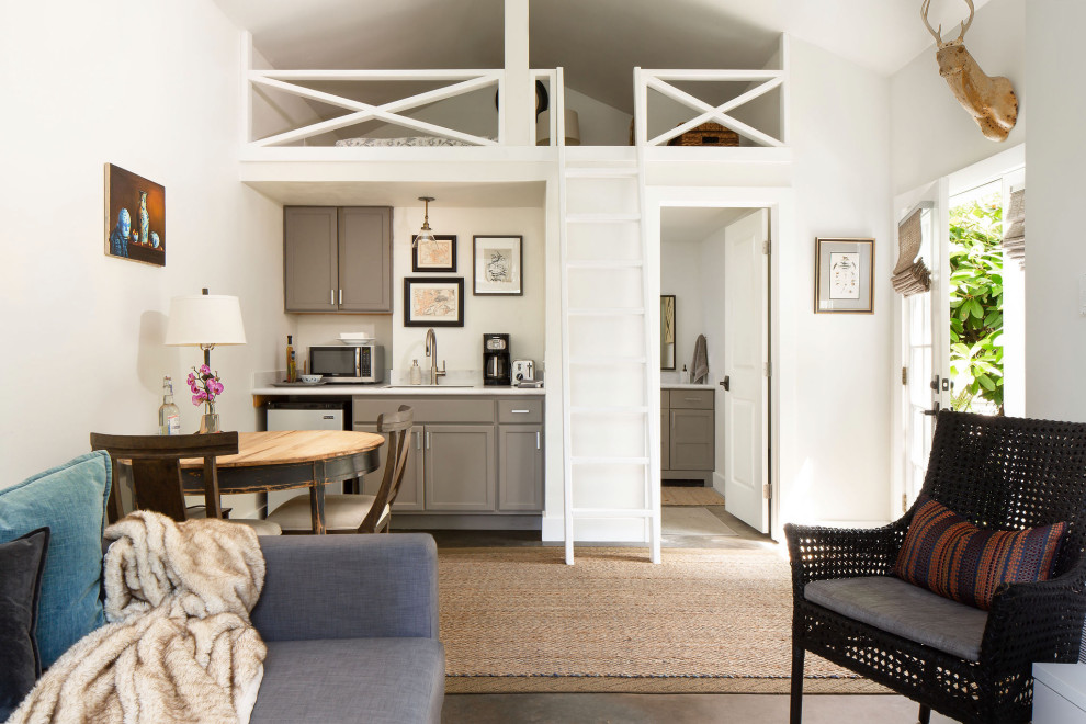 Inspiration for a transitional home design remodel in Seattle
