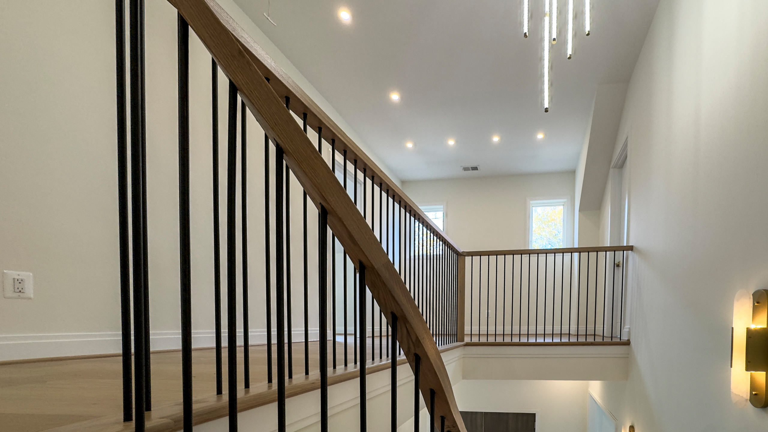 144_Attractive Transitional Staircase in Impressive Modern Home, Vienna VA 22180