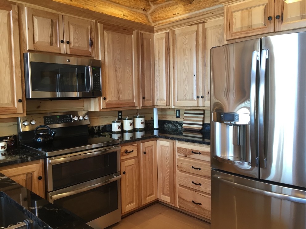 Kitchen - rustic kitchen idea