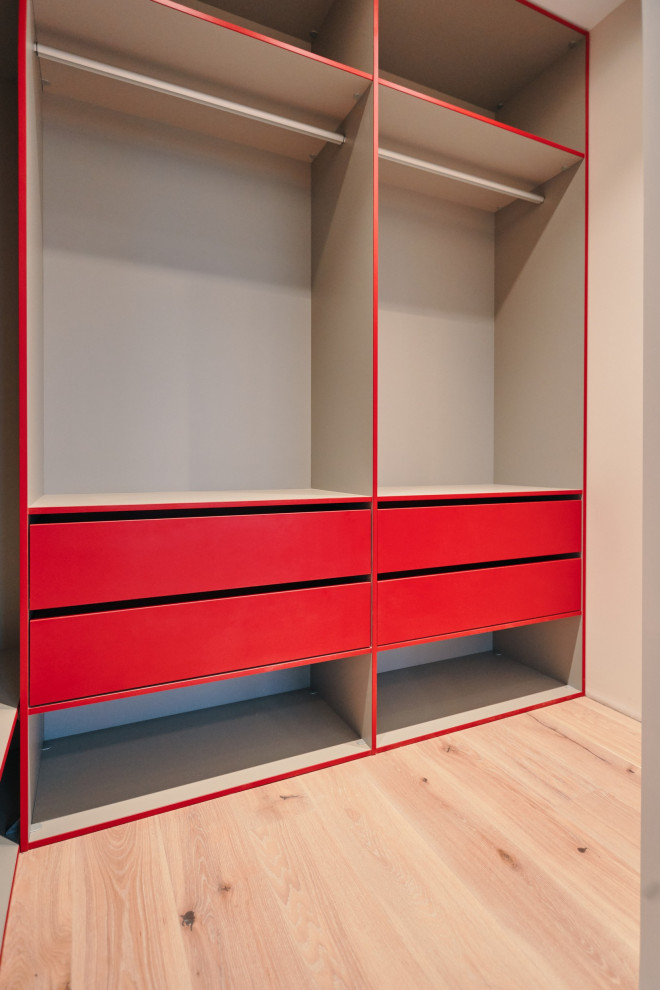 Гардеробная система ECOLINE с раздвижными дверьми raumplus