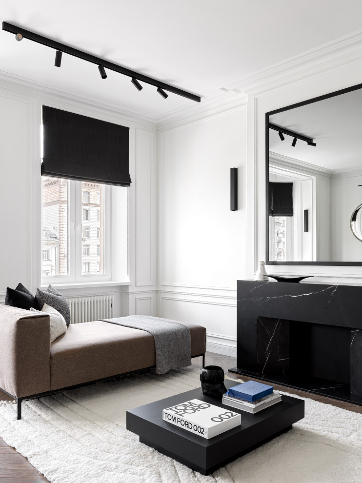 Скрытый телевизор над камином