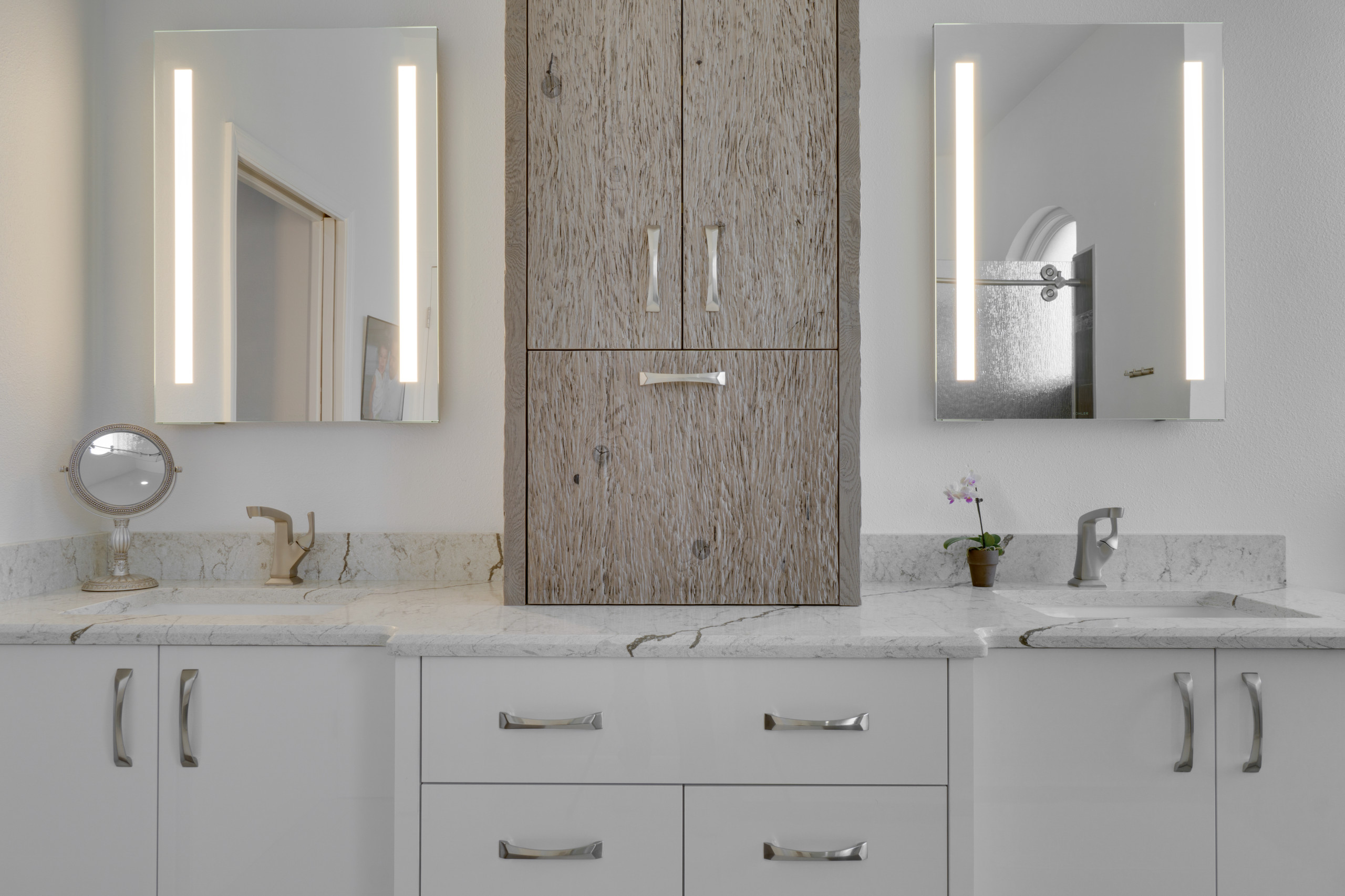 Modern Master Bathroom Vanity