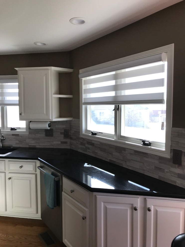 Transitional White Kitchen