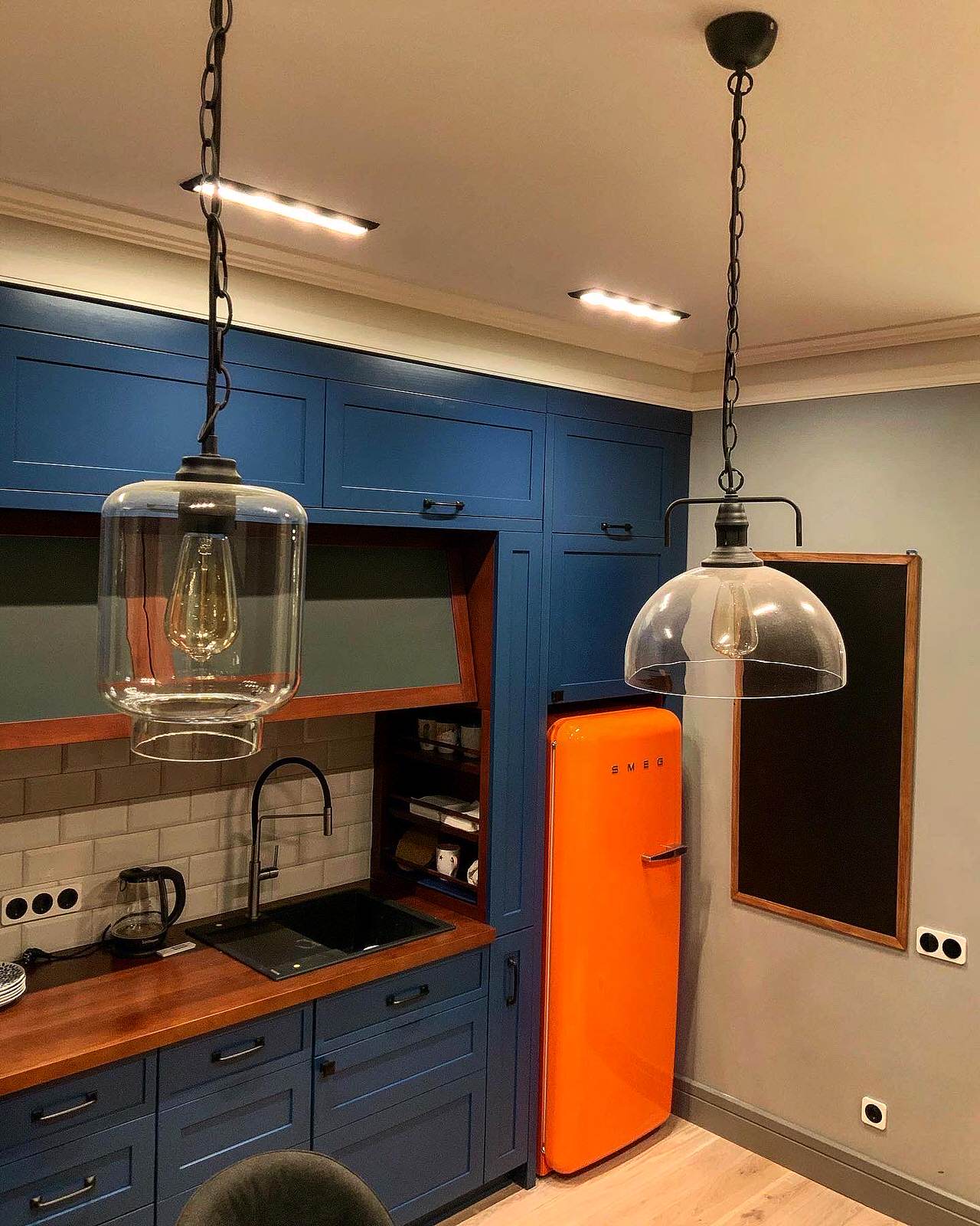 Небольшая квартира в стиле Лофт (у м. Горьковская)