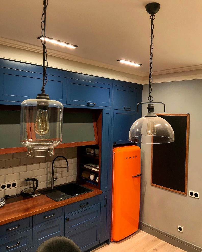 Небольшая квартира в стиле Лофт (у м. Горьковская)