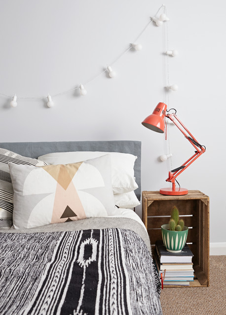 Cadogan Court scandinavian-bedroom
