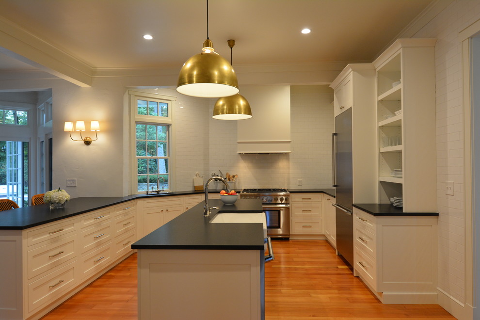 Transitional kitchen photo in Baltimore