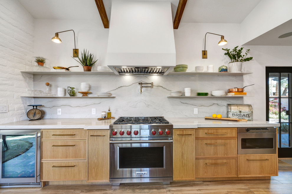 Example of a transitional kitchen design in Phoenix