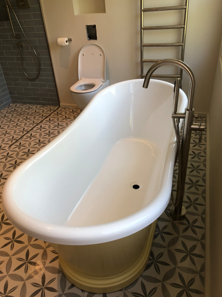 Contemporary Bathroom Remodel in London