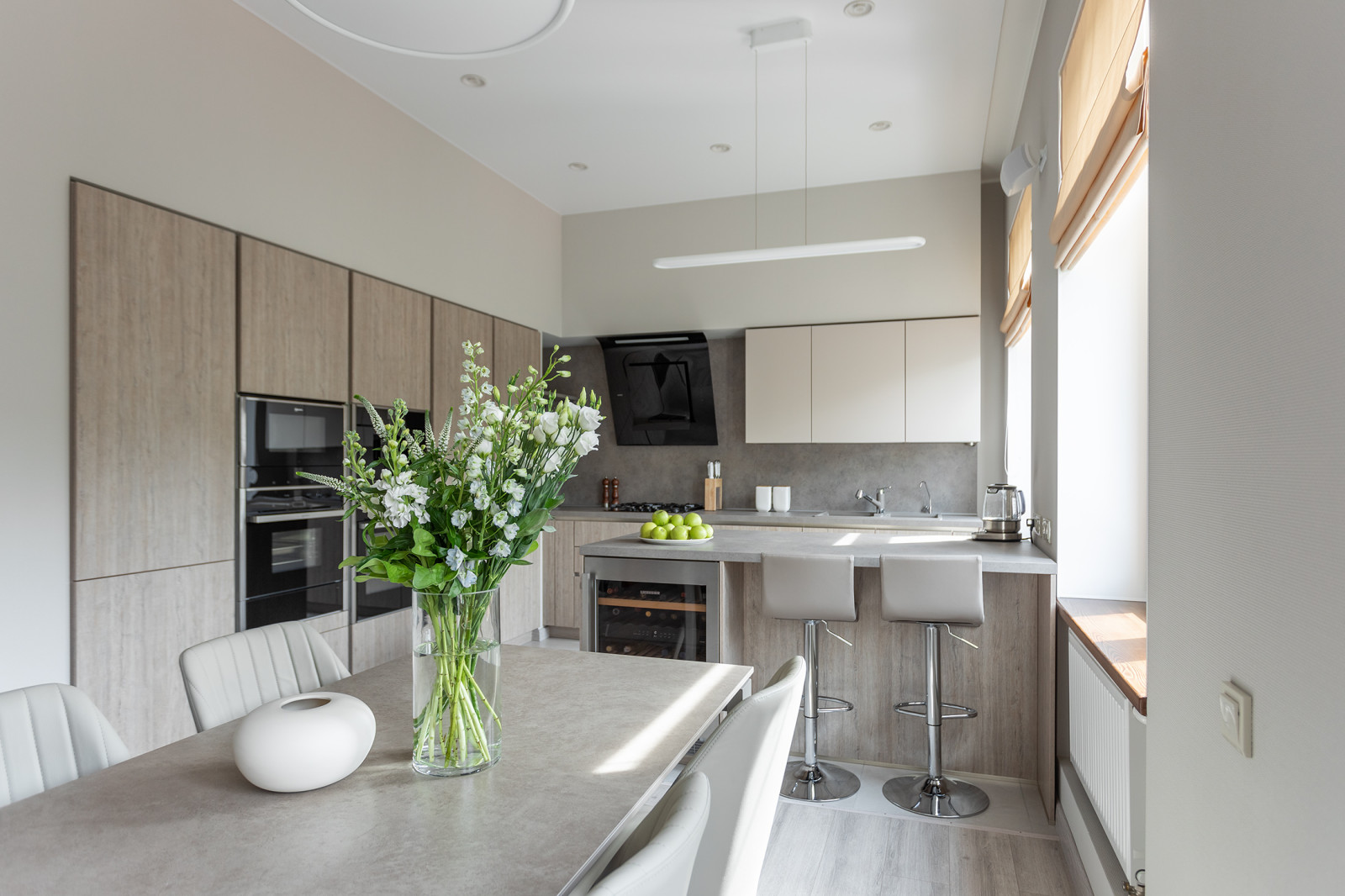 Интерьер двухуровневой квартиры в Калининграде.