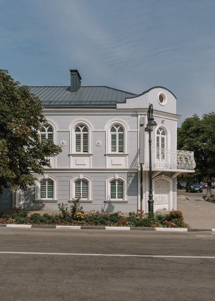 HISTORY HOUSE FROM PAVLOVSK