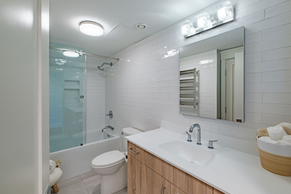 This is an example of a modern bathroom in Portland Maine.