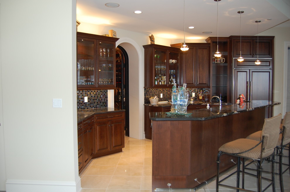 Inspiration for a modern home design remodel in St Louis
