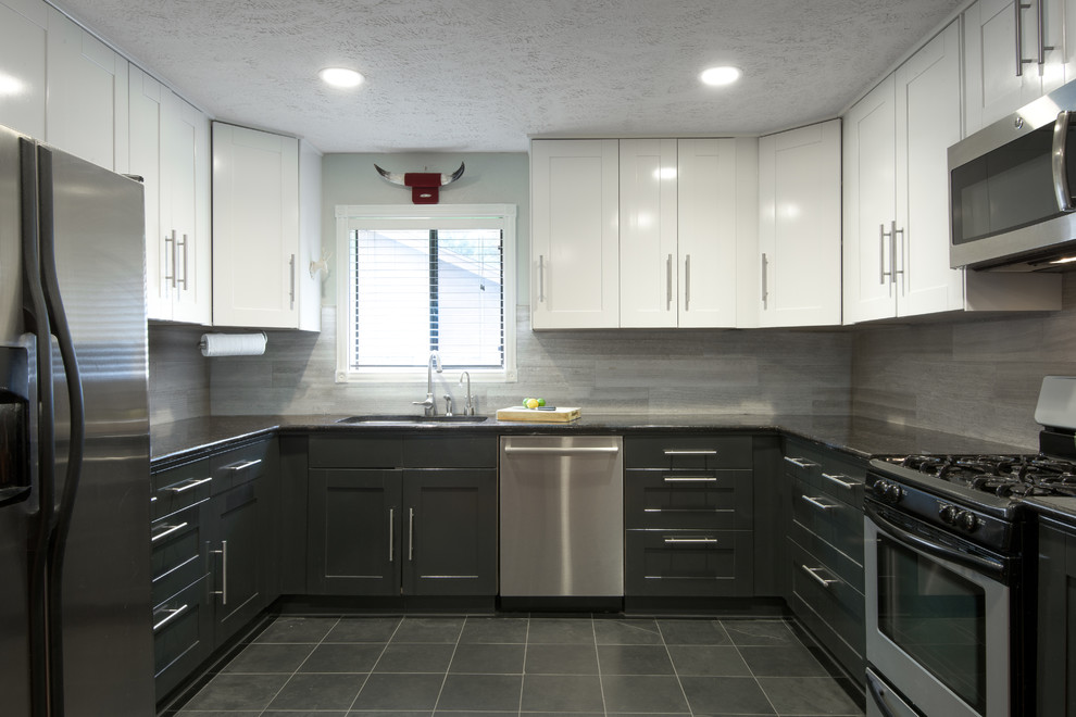 Kitchen - eclectic kitchen idea in Austin