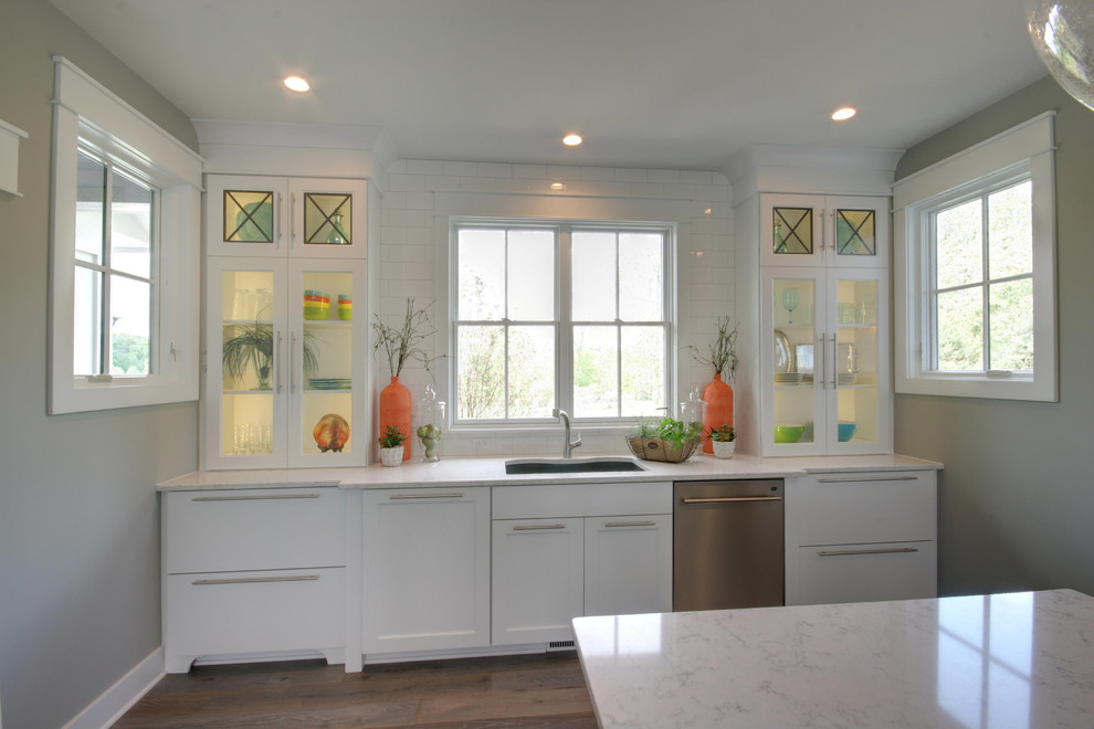 Transitional kitchen photo in Grand Rapids