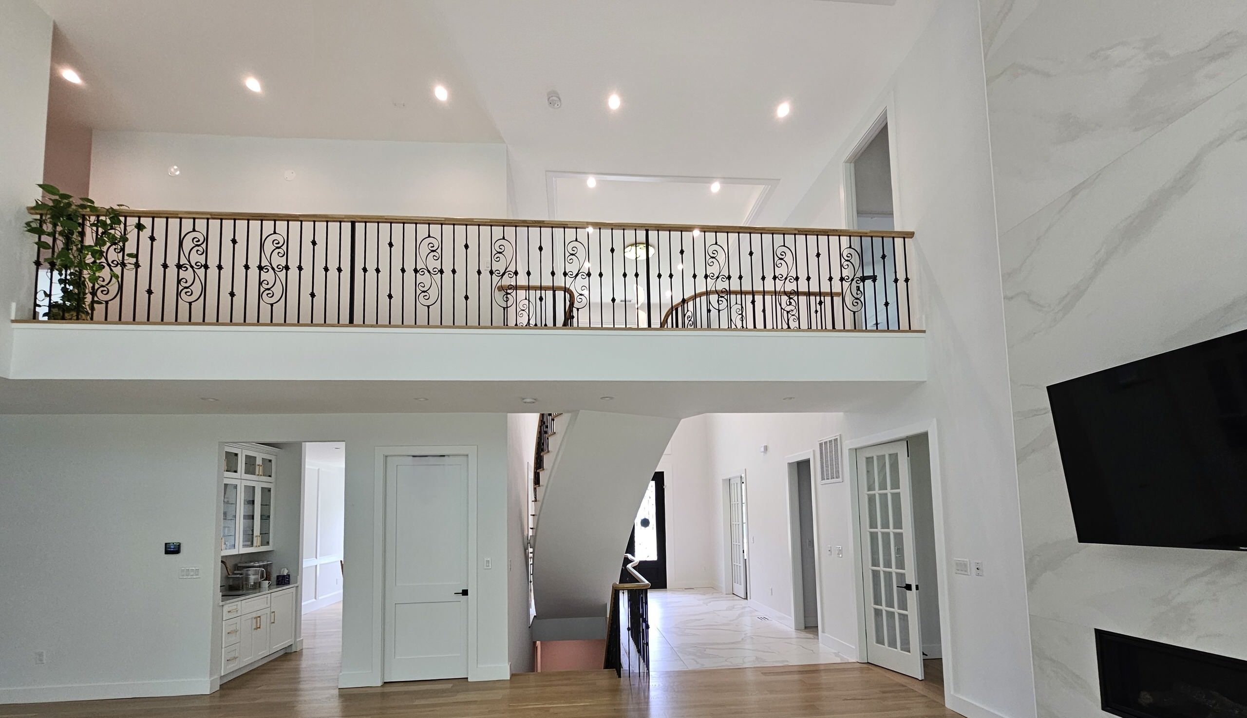 120_Luxurious White Oak Stair with Iron Balusters, Great Falls, 22066