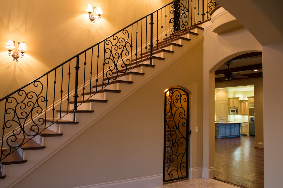 Design ideas for a classic staircase in Dallas.
